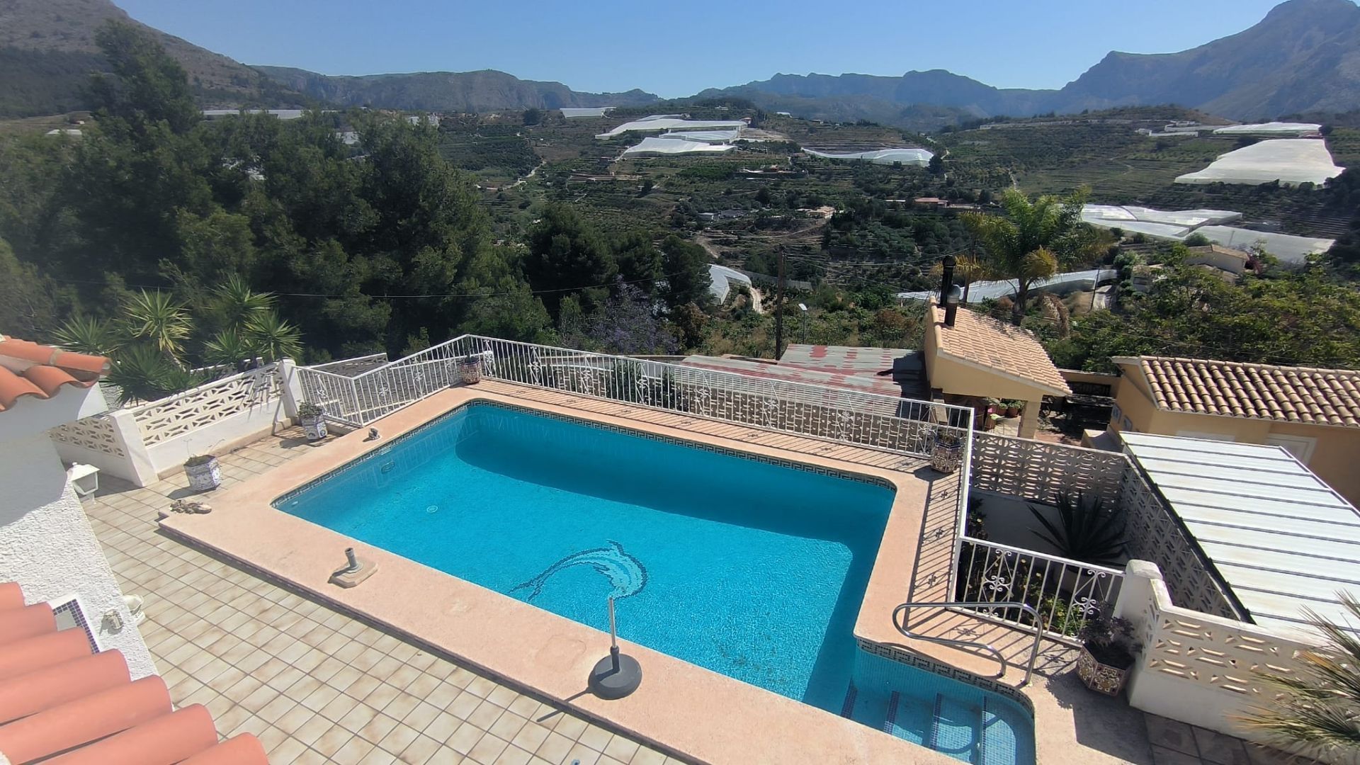 Piscina de Casa o xalet en venda en Callosa d'en Sarrià amb Aire condicionat, Calefacció i Jardí privat
