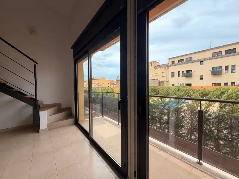 Terraza de Piso en venta en La Bisbal d'Empordà con Aire acondicionado, Calefacción y Parquet