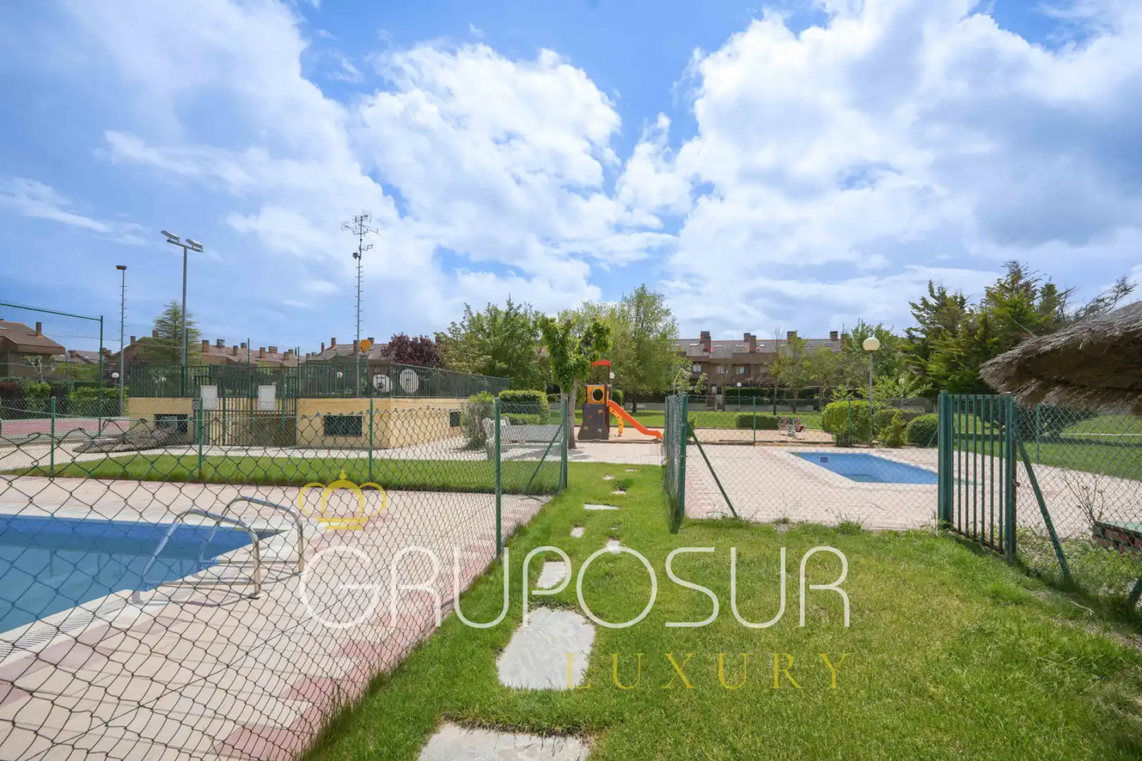 Exterior view of Detached homes for sale in Simancas  with Heating, Private garden and Parquet flooring