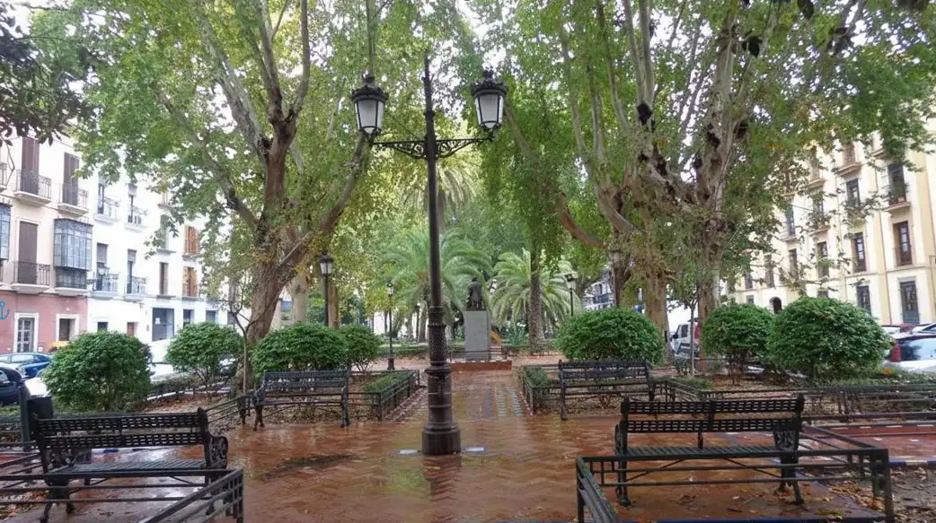 Vista exterior de Piso en venta en Sevilla con Amueblado, Horno y Lavadora