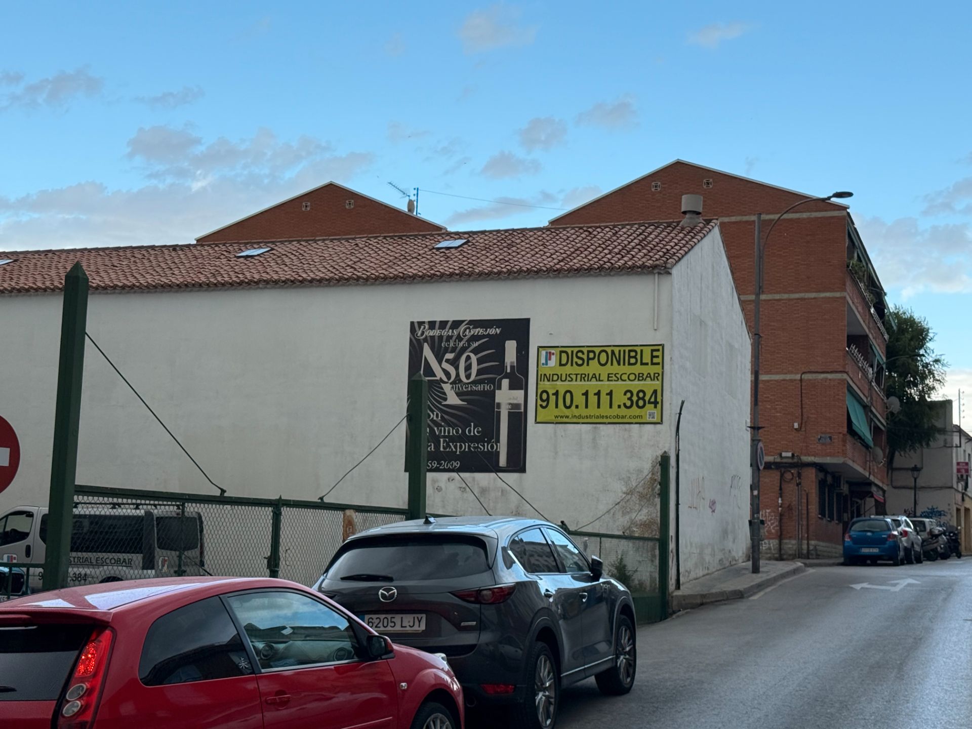 Vista exterior de Nau industrial en venda en Arganda del Rey