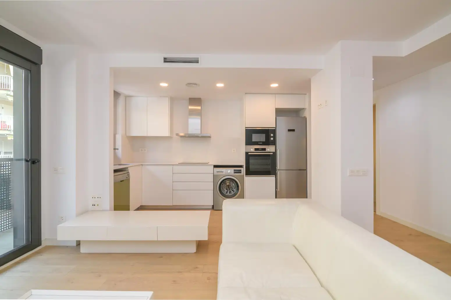 Kitchen of Flat for sale in Sant Boi de Llobregat  with Air Conditioner, Heating and Balcony