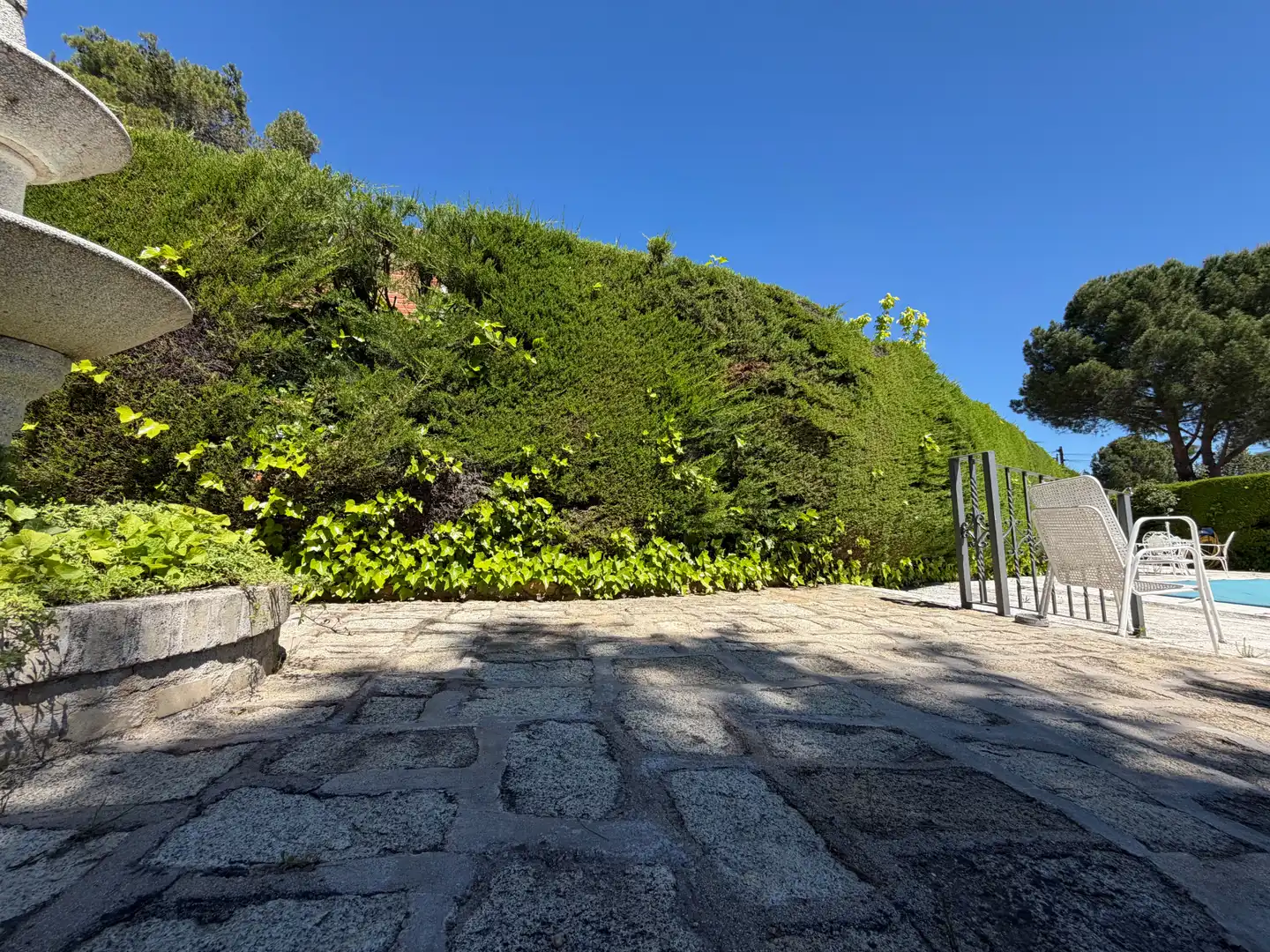 Vista exterior de Casa o chalet en venta en Pelayos de la Presa con Jardín privado, Piscina y Amueblado
