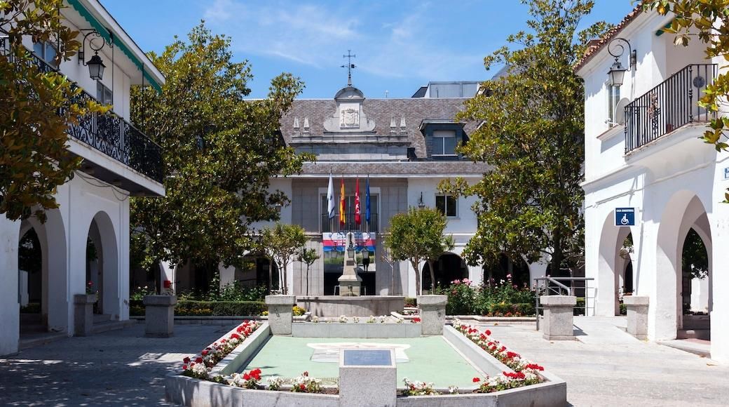 Exterior view of Flat for sale in Majadahonda  with Air Conditioner and Heating