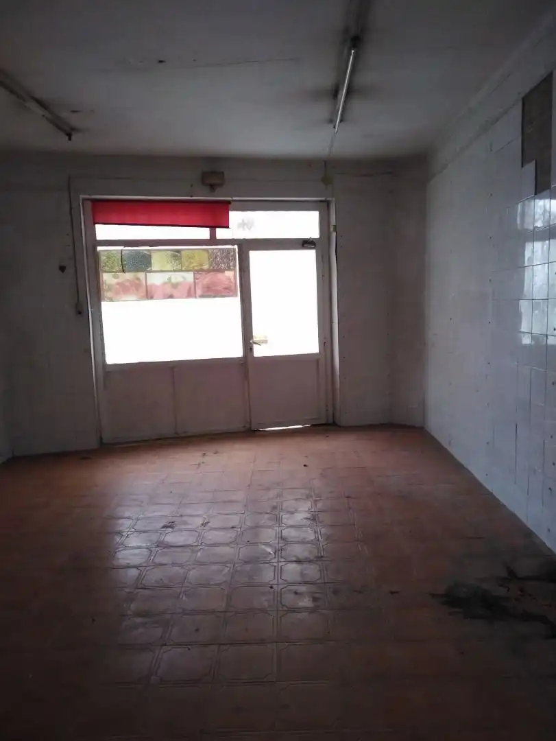 Gewerbefläche zum Verkauf in Carrer de les Parres 20