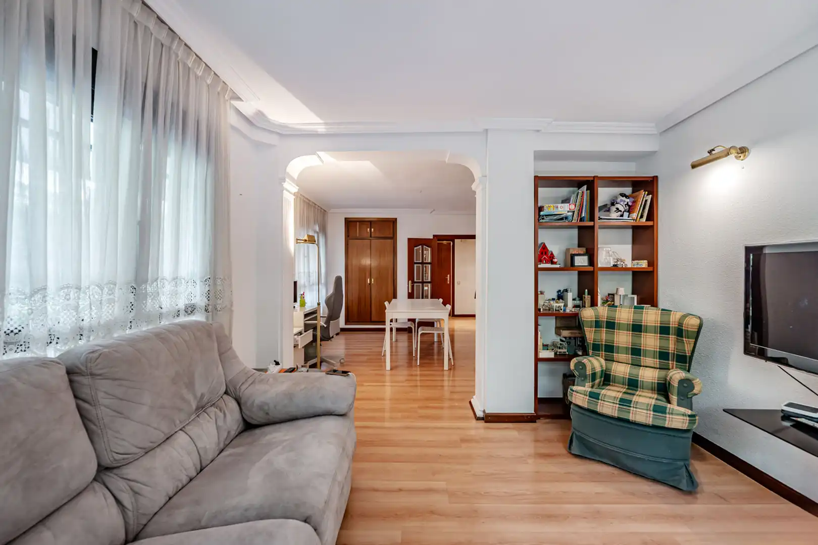 Sala d'estar de Planta baixa de lloguer en Madrid amb Aire condicionat, Calefacció i Terrassa