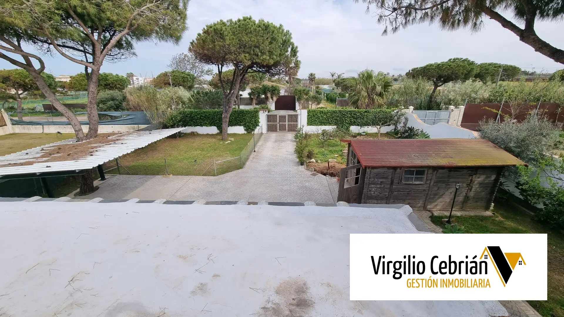Casa o xalet en venda en Chipiona amb Aire condicionat, Jardí privat i Terrassa