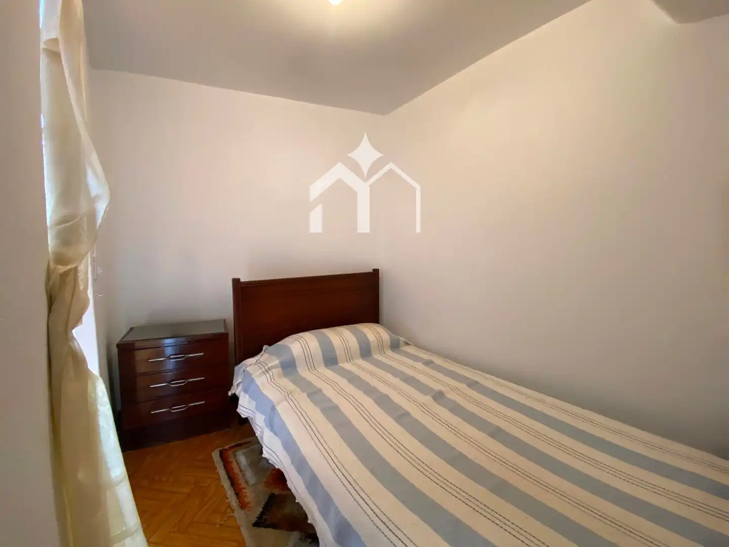 Habitación de Casa o chalet en venta en Cangas  con Amueblado