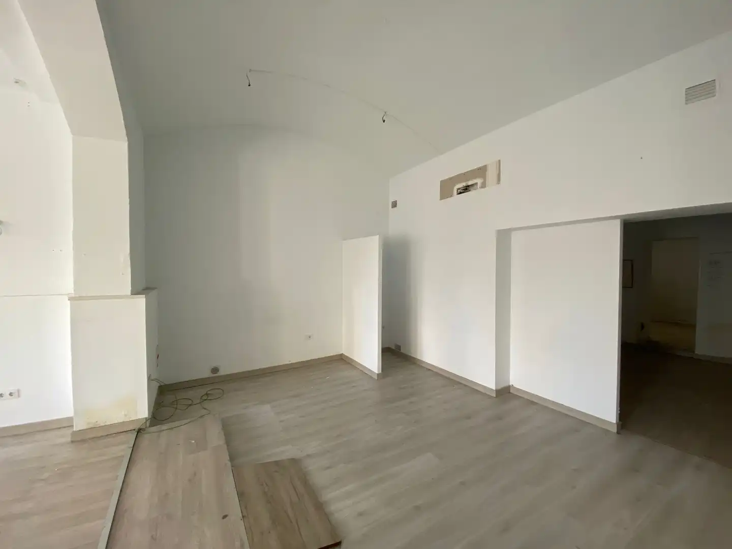 Local comercial en venda a Villanueva de la Serena, imagen 3