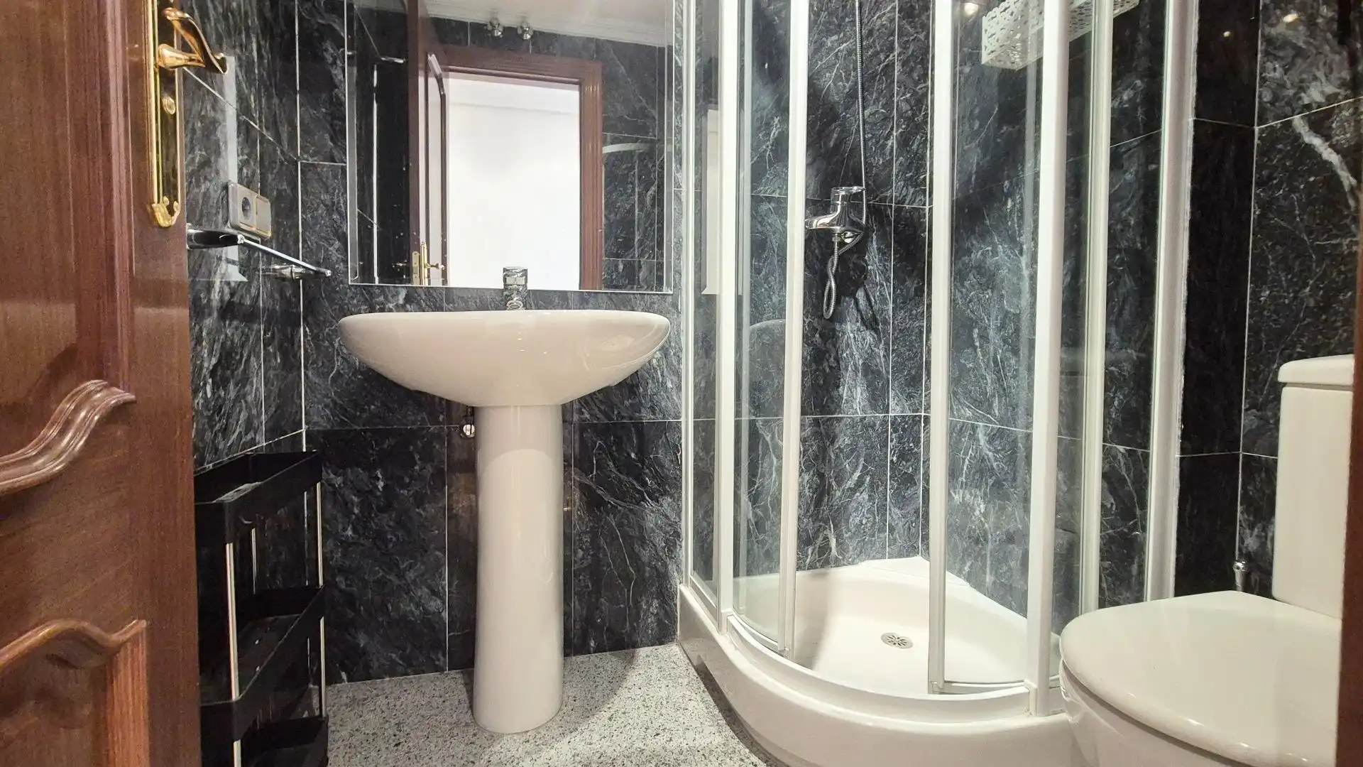 Baño de Piso en venta en Salamanca con Calefacción y Amueblado