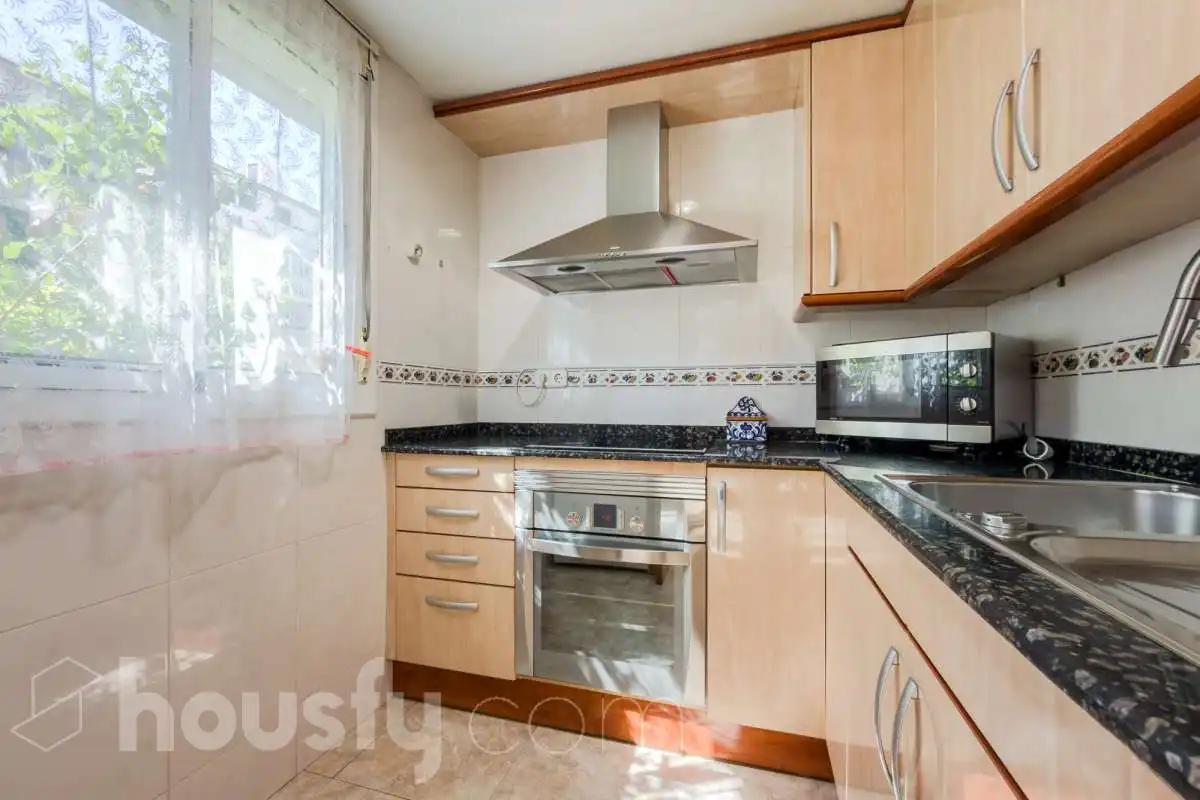Cocina de Piso en venta en Badalona con Trastero