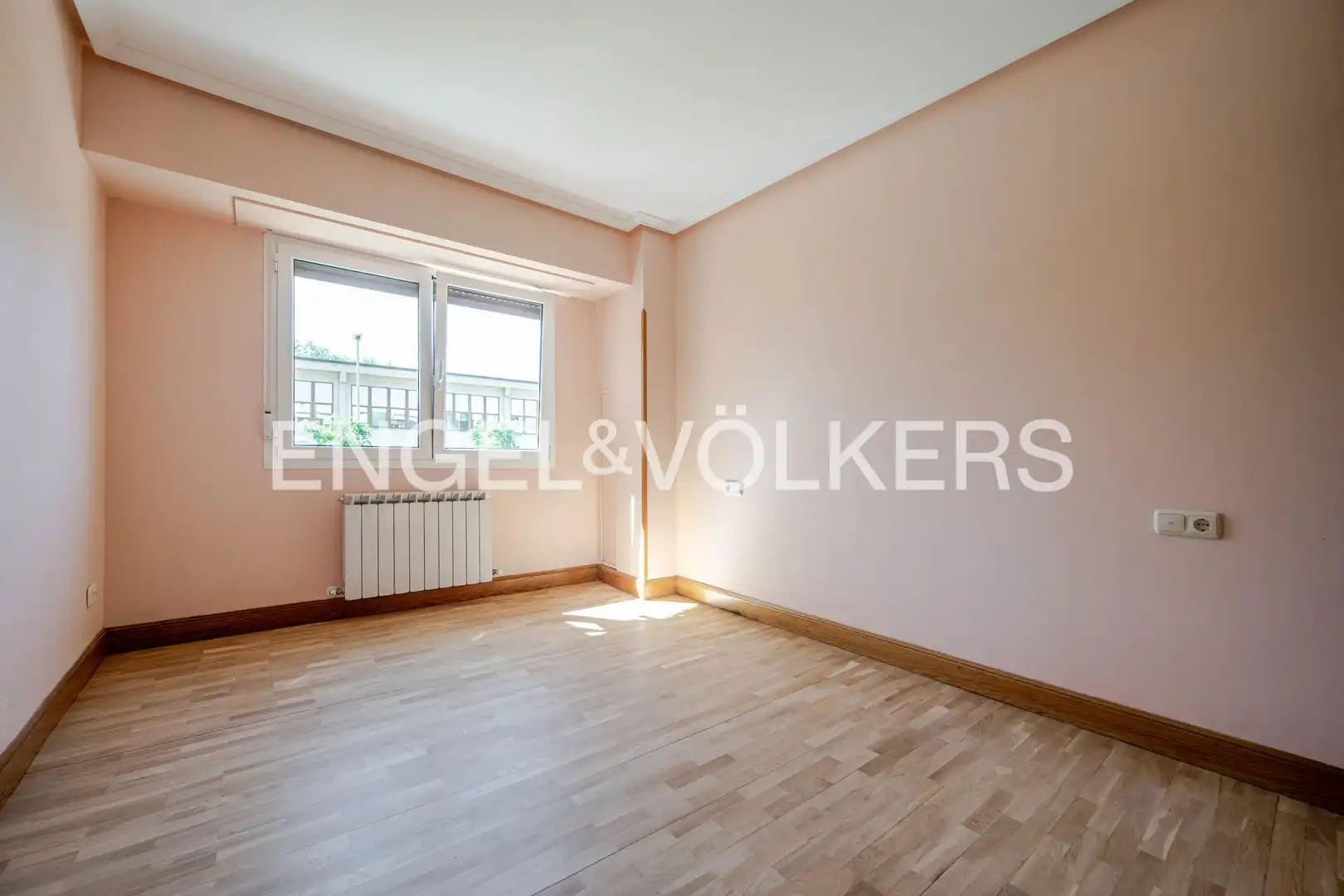 Habitación de Piso en venta en Hernani con Calefacción y Balcón