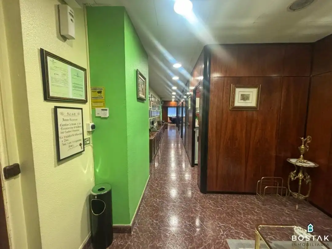 Oficina amb ascensor de lloguer a Campo de Volantín Pasealekua 24, imagen 16