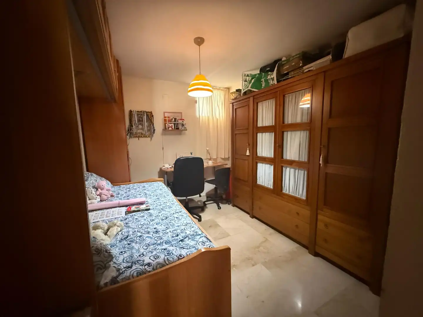 Habitación de Dúplex en venta en Huelva con Aire acondicionado y Calefacción
