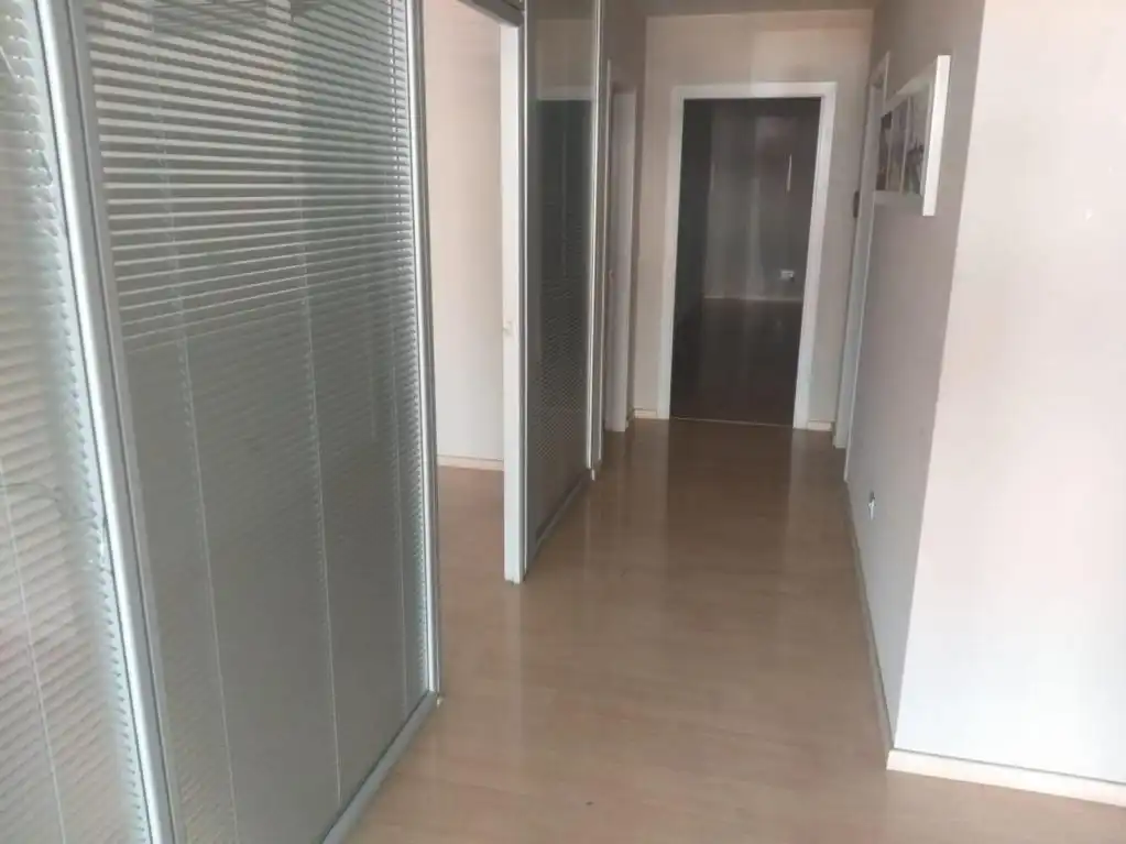 Local comercial en venta en Carrer de Joan Reglà 9, imagen 7