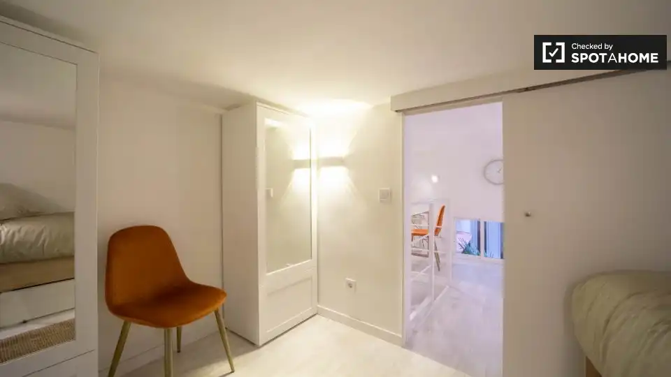 Habitació a Madrid, Madrid