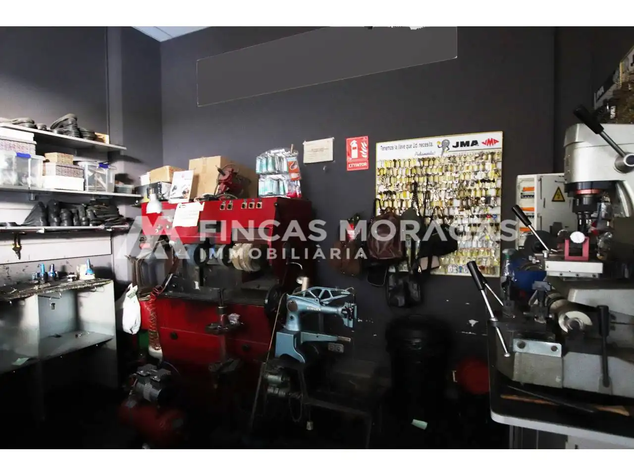 Local en traspaso en Sant Cugat del Vallès con Aire acondicionado