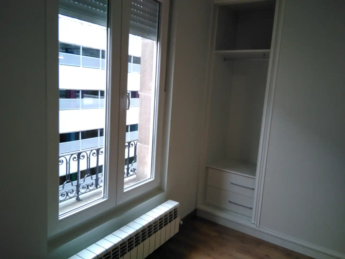 Schlafzimmer von Wohnung zum Verkauf in Vigo  mit Heizung