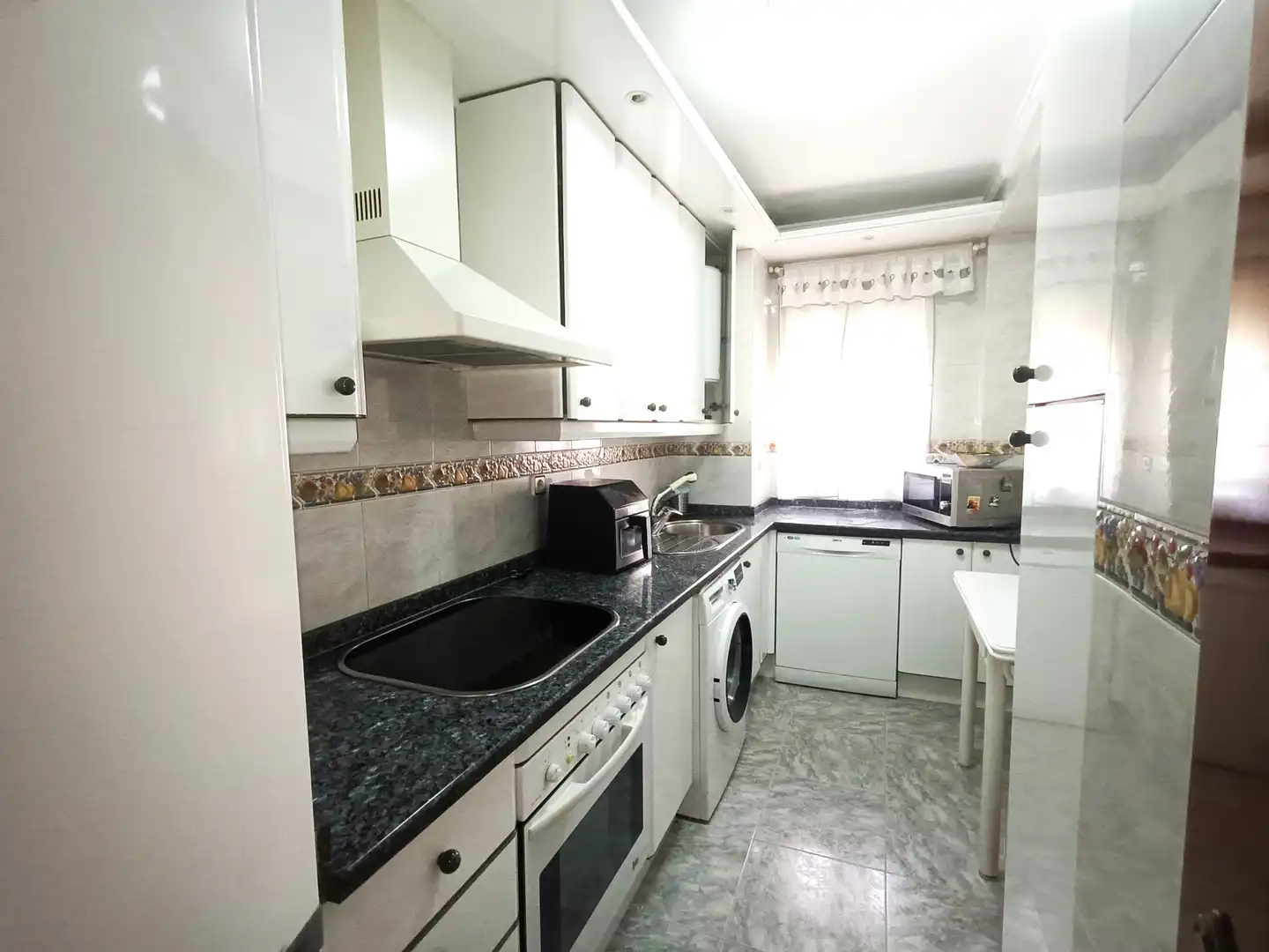 Cocina de Piso en venta en Sevilla con Aire acondicionado, Calefacción y Terraza