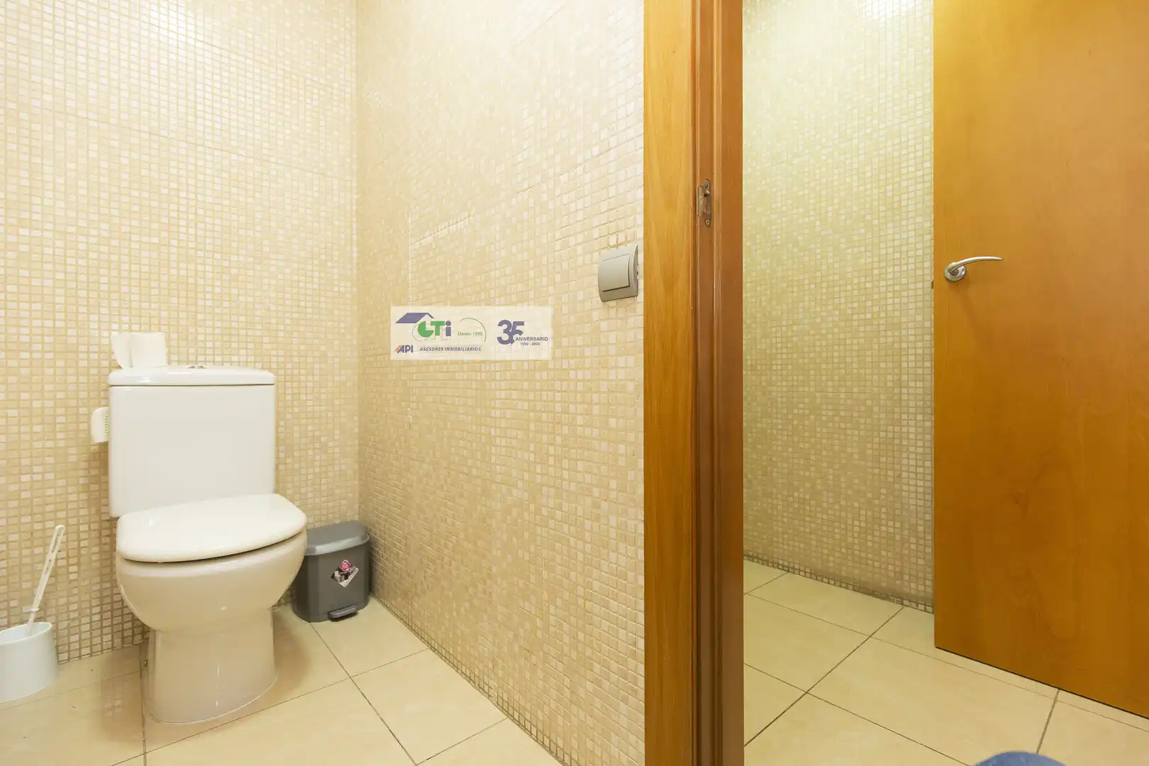 Baño de Oficina de alquiler en Zaragoza