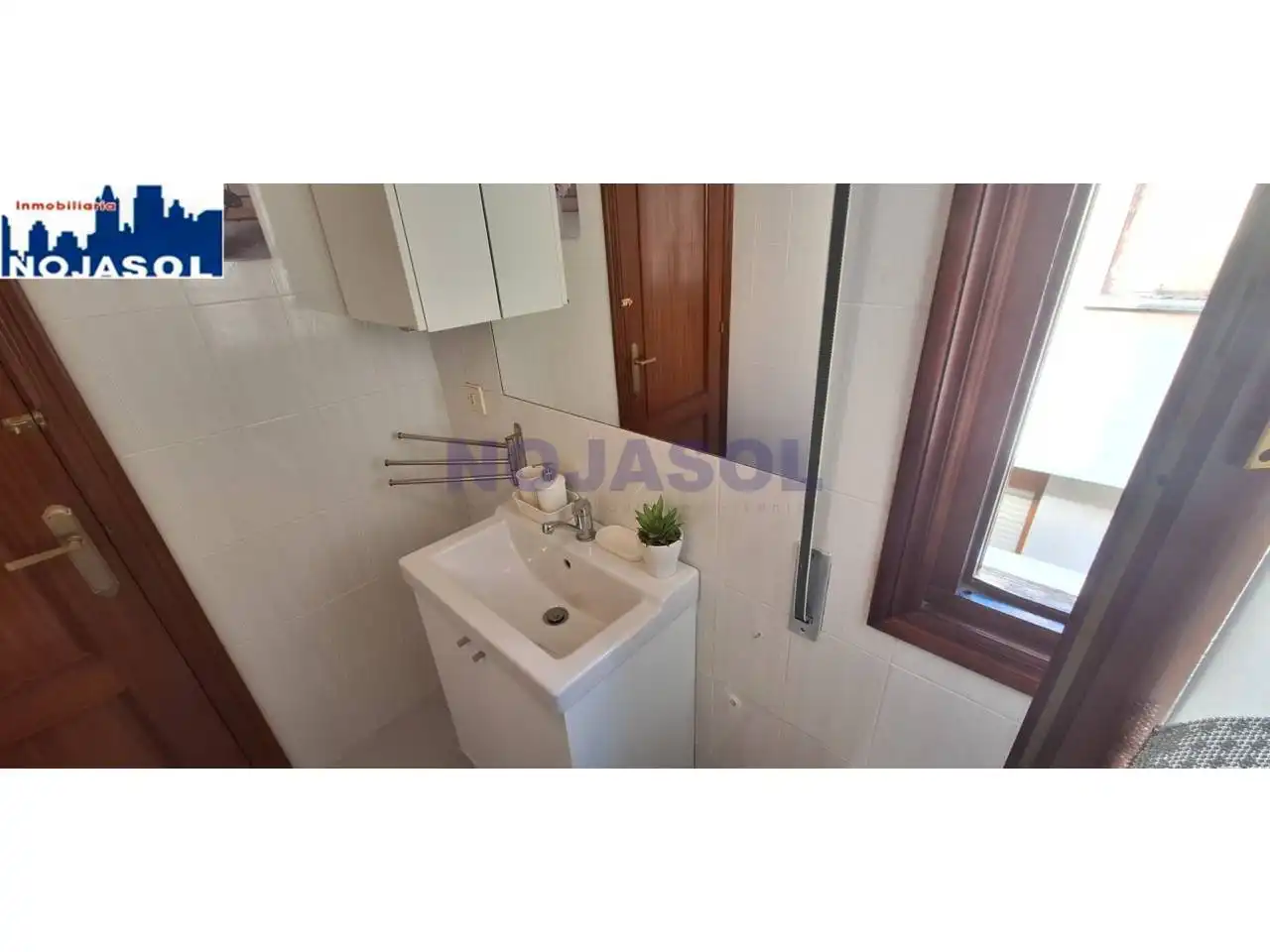 Badezimmer von Maisonette zur Miete in Noja mit Terrasse und Möbliert