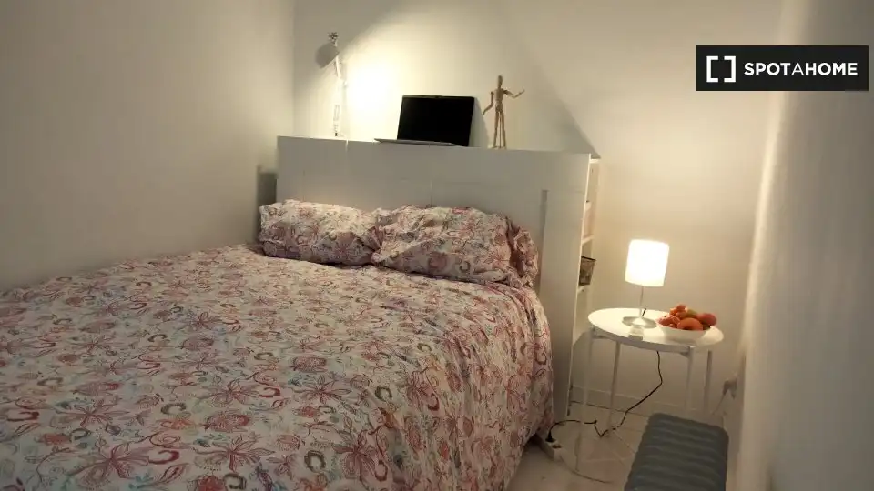 Schlafzimmer von Wohnungen zur untervermieten in Madrid mit Klimaanlage, Heizung und Terrasse