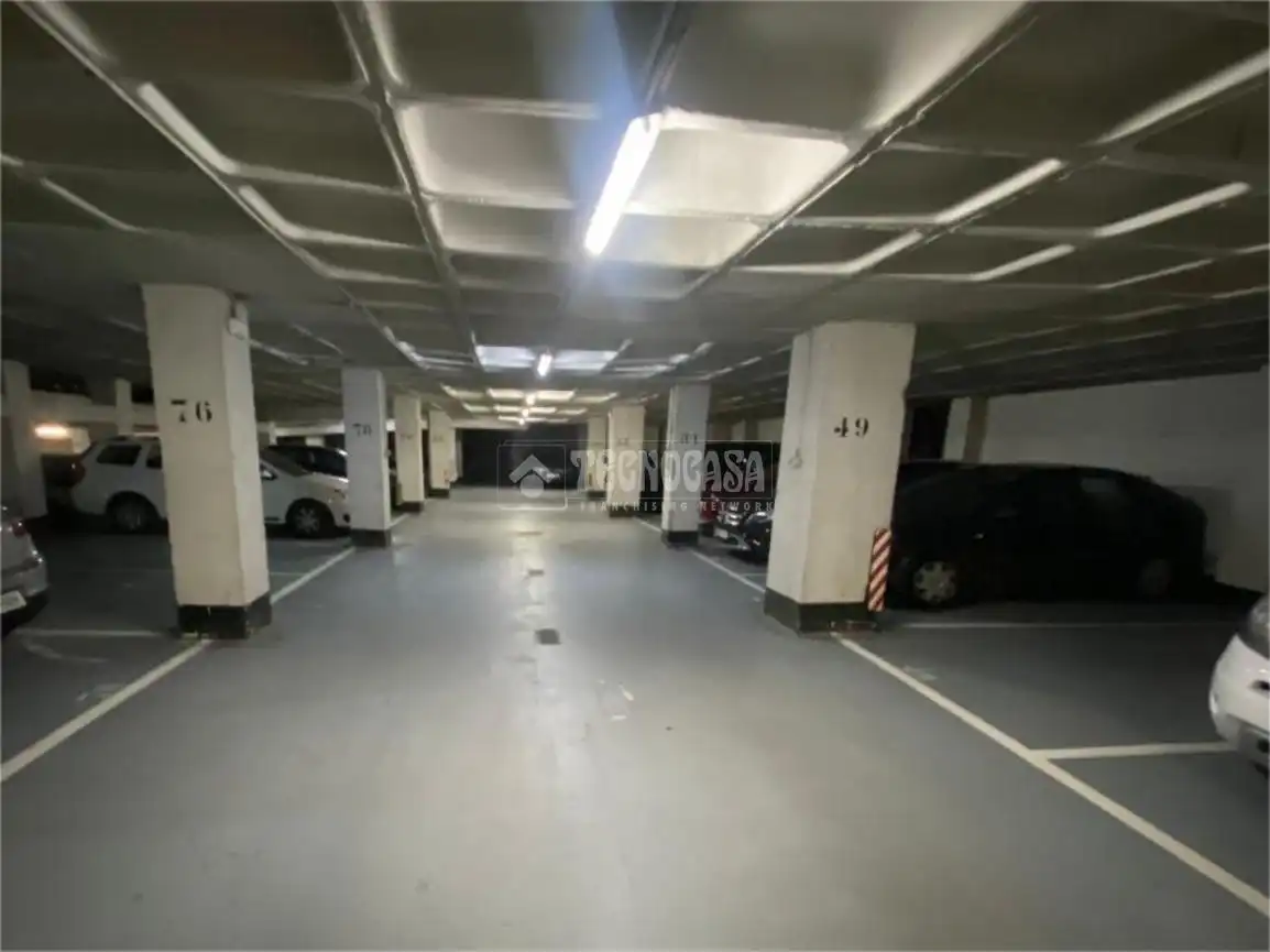 Parking de Piso en venta en Bilbao 