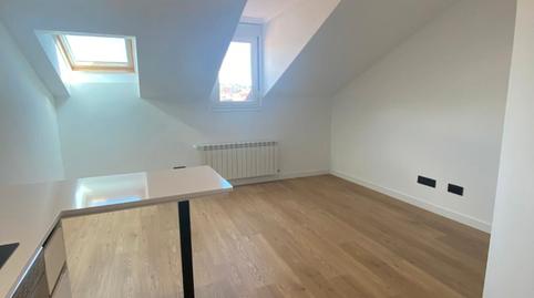 Foto 2 de Apartament en venda a Avenida Pablo Picasso, 15, La Felguera, Asturias