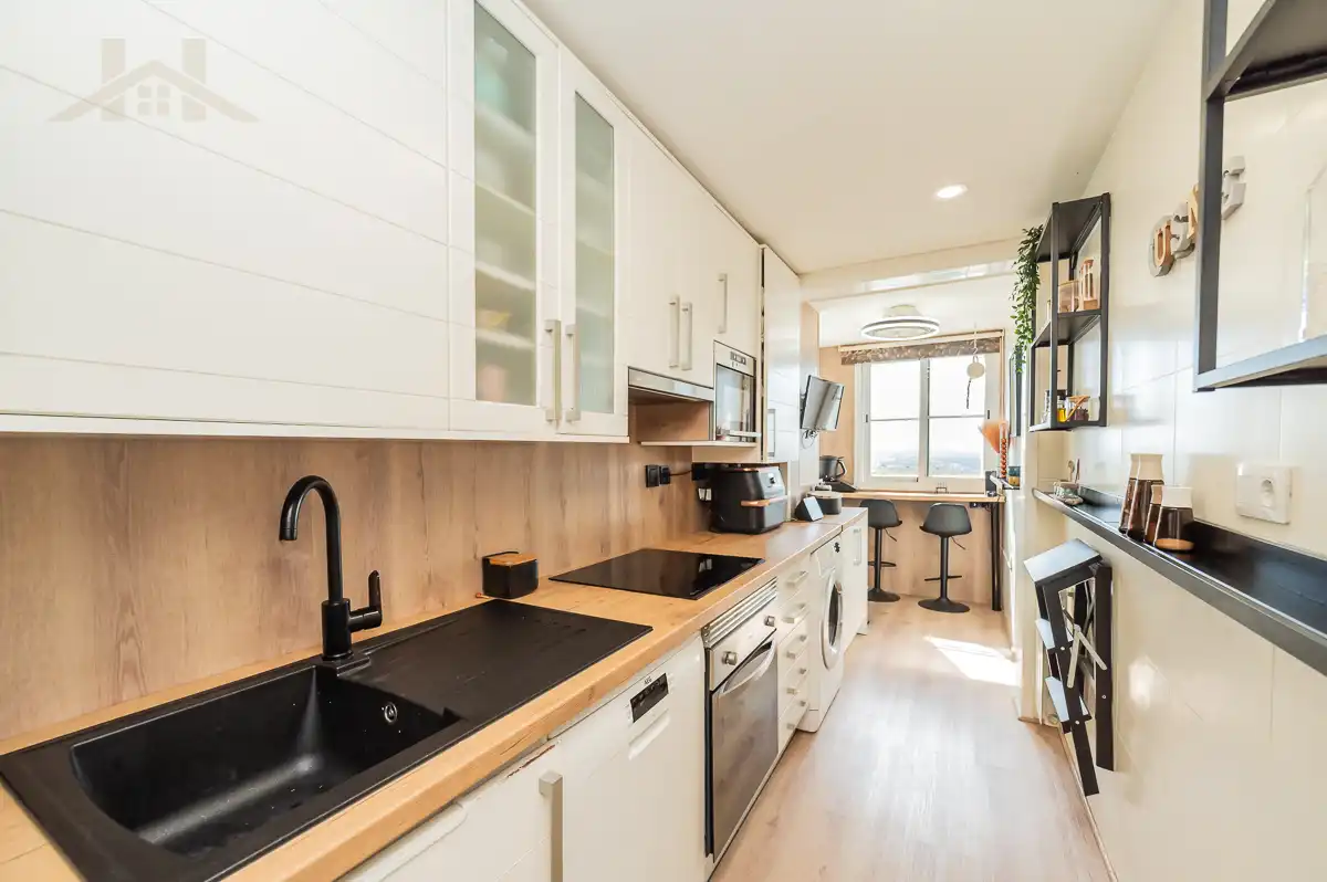 Cocina de Dúplex en venta en Arroyomolinos (Madrid) con Aire acondicionado, Calefacción y Terraza