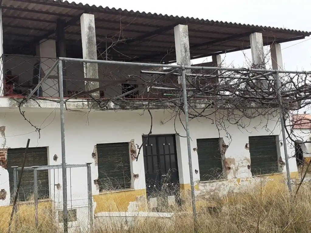 Exterior view of Land for sale in Castuera