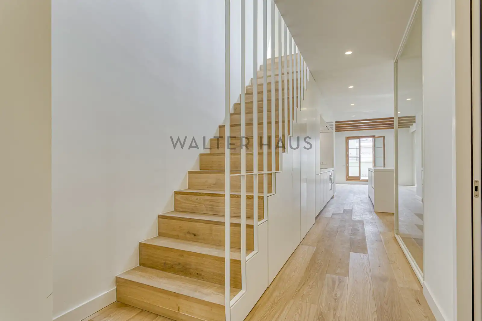 Penthouse with terrace for sale in Carrer de Pau Claris, imagen 14