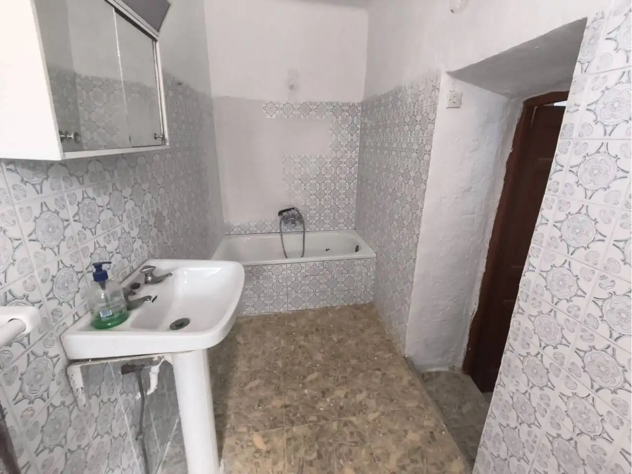 Bathroom of Houses for sale in Escúzar  with Private garden