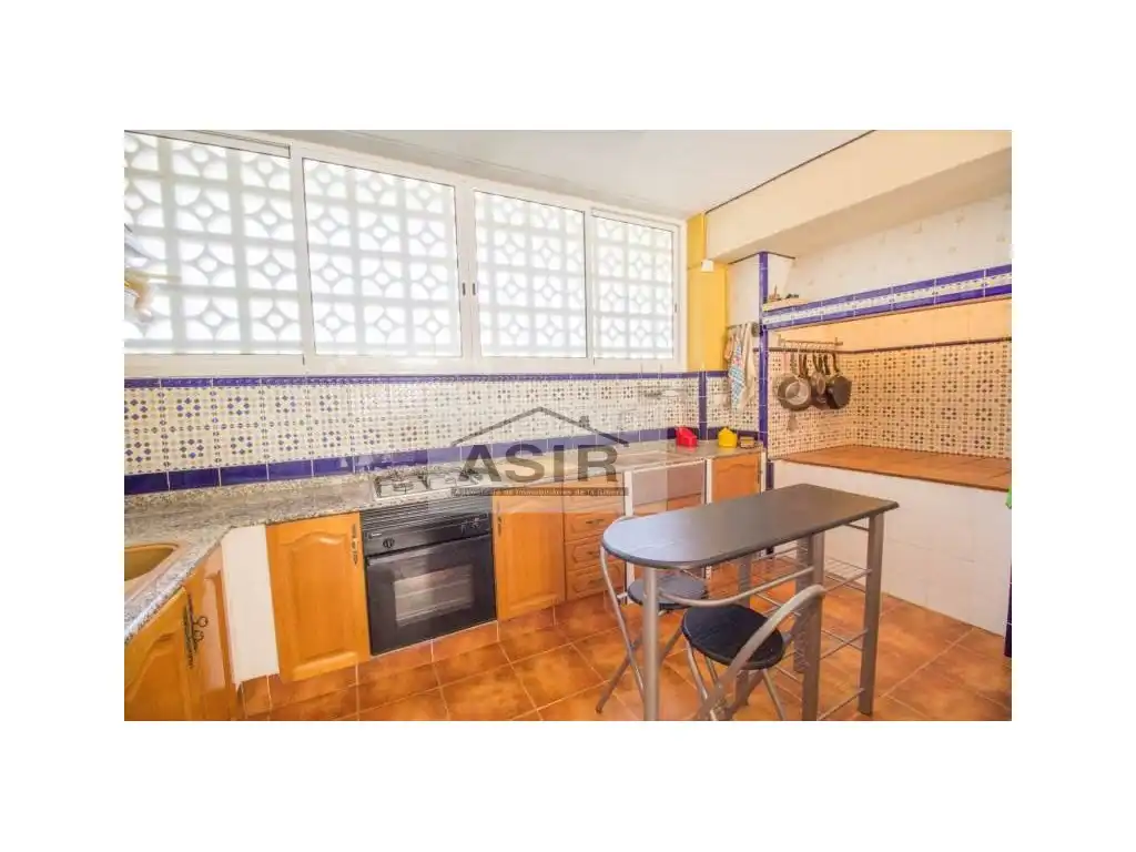 Cocina de Casa o chalet en venta en Alzira con Aire acondicionado, Jardín privado y Terraza