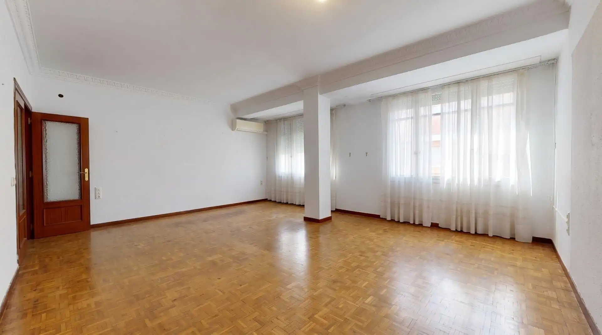 Living room of Flat for sale in Cádiz  with Air Conditioner and Terrace