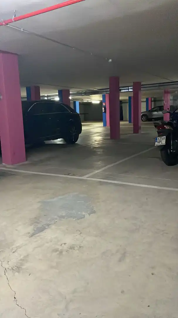 Einzelparkplatz mit Aufzug zum Verkauf in Avinguda de la Clota 21, imagen 6
