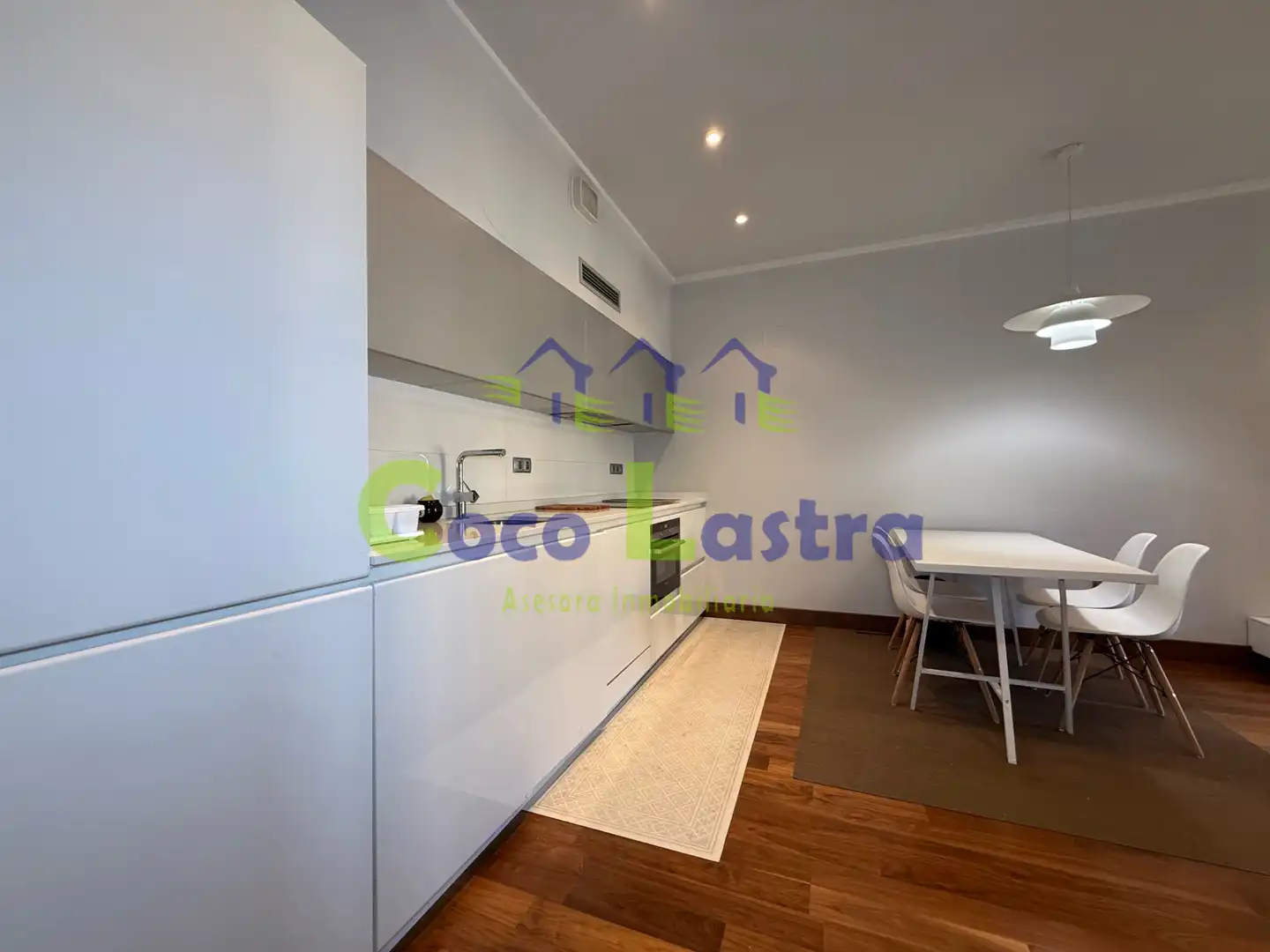 Cocina de Piso de alquiler en Salamanca con Calefacción, Amueblado y Horno