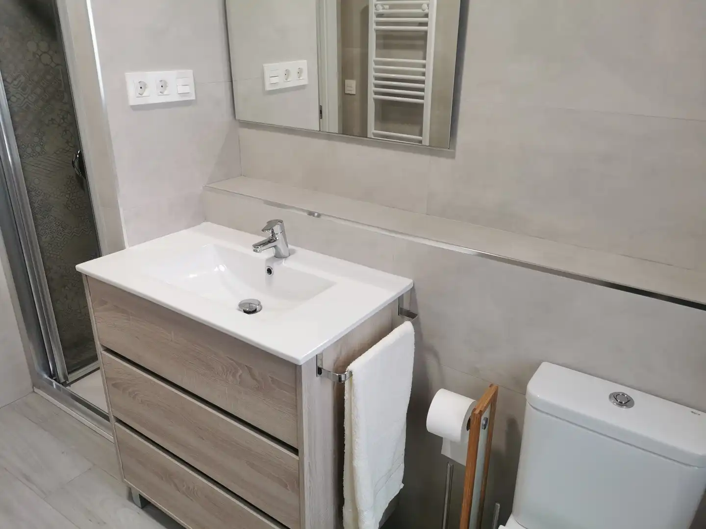 Baño de Piso en venta en León Capital  con Calefacción, Parquet y Trastero