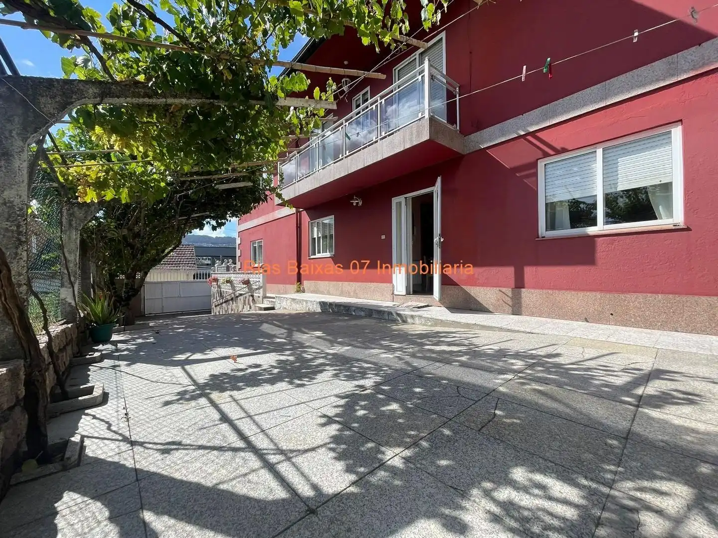 Houses for sale in Mos