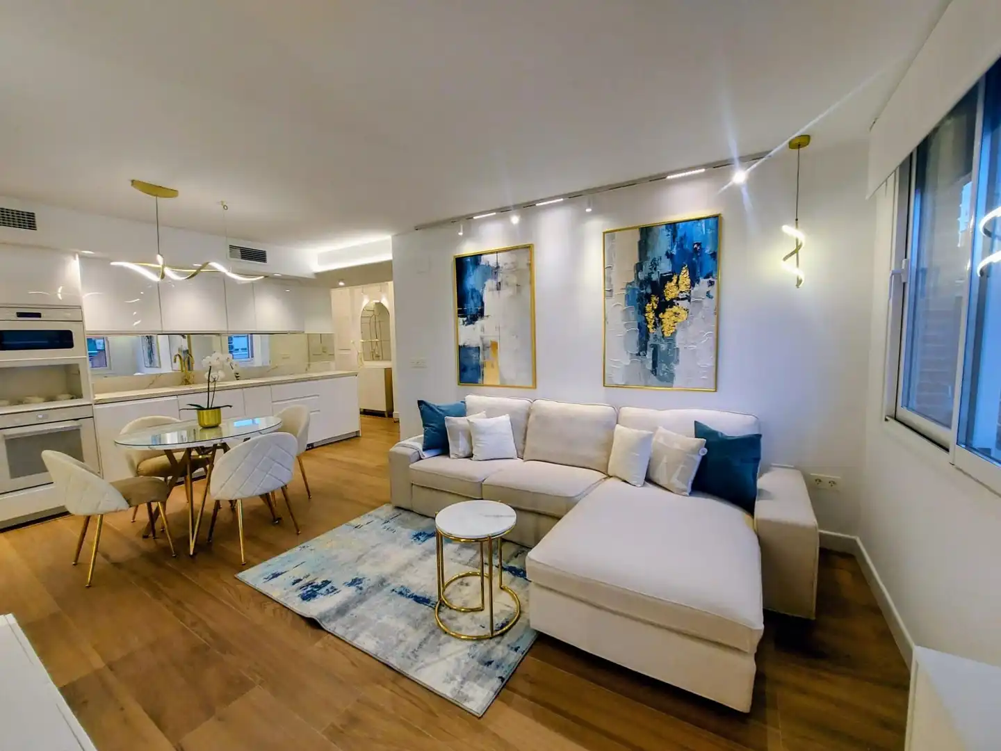 Wohnzimmer von Wohnung zur Miete in Granada mit Klimaanlage, Heizung und Möbliert