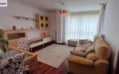 Living room of Flat for sale in Camargo  with Heating, Terrace and Storage room