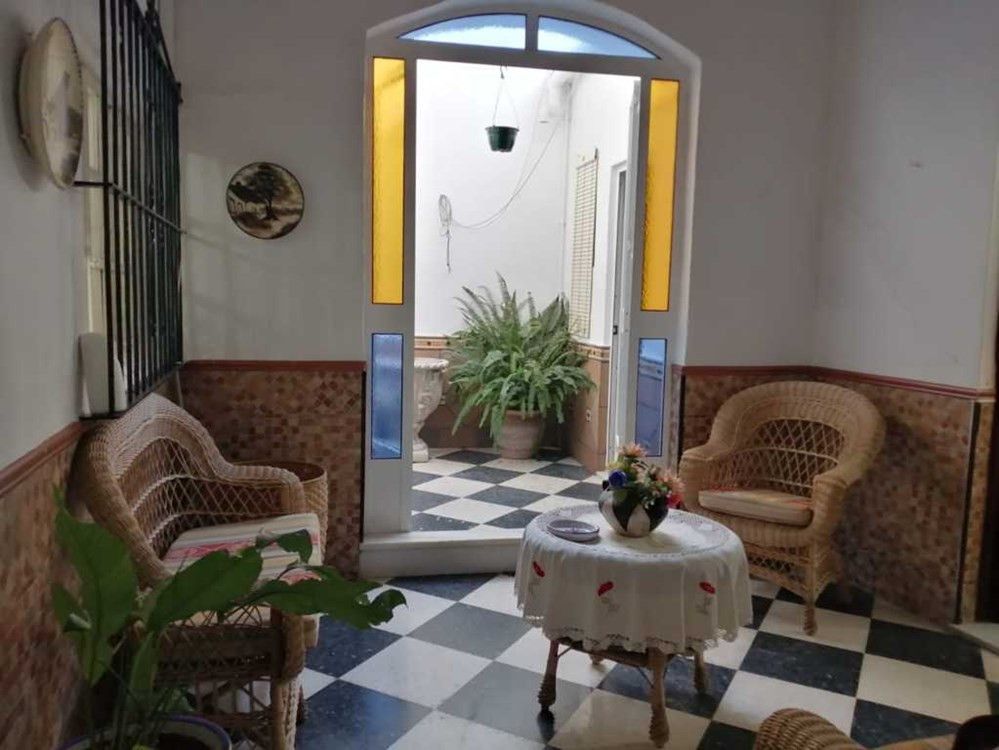 House or chalet for sale in Lora del Río  with Air Conditioner, Heating and Terrace