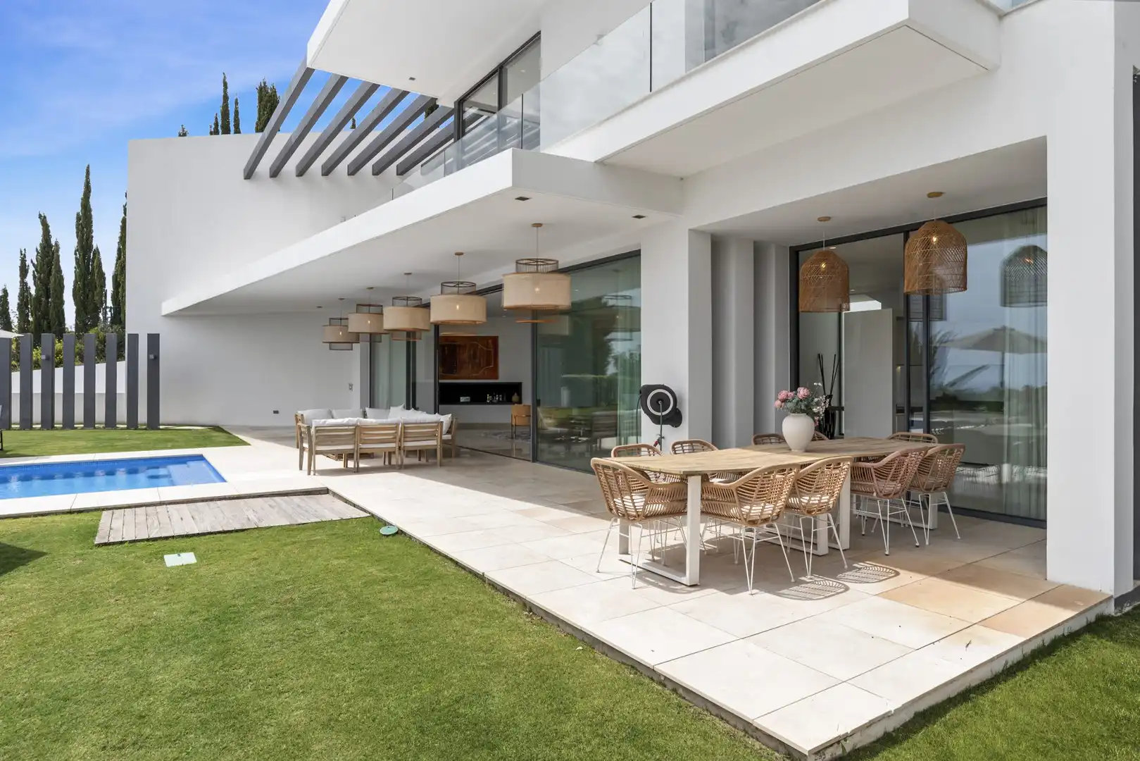 Terrassa de Casa o xalet en venda en Benahavís amb Aire condicionat, Jardí privat i Terrassa