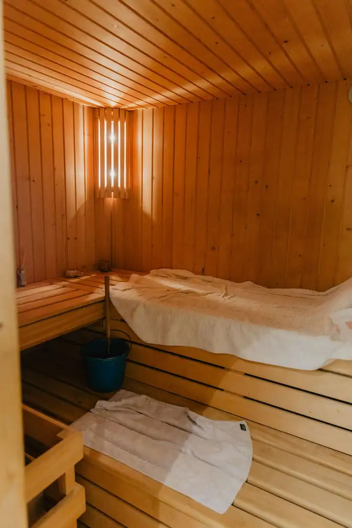 Bedroom of Houses for sale in Santa Coloma de Gramenet  with Air Conditioner, Heating and Private garden