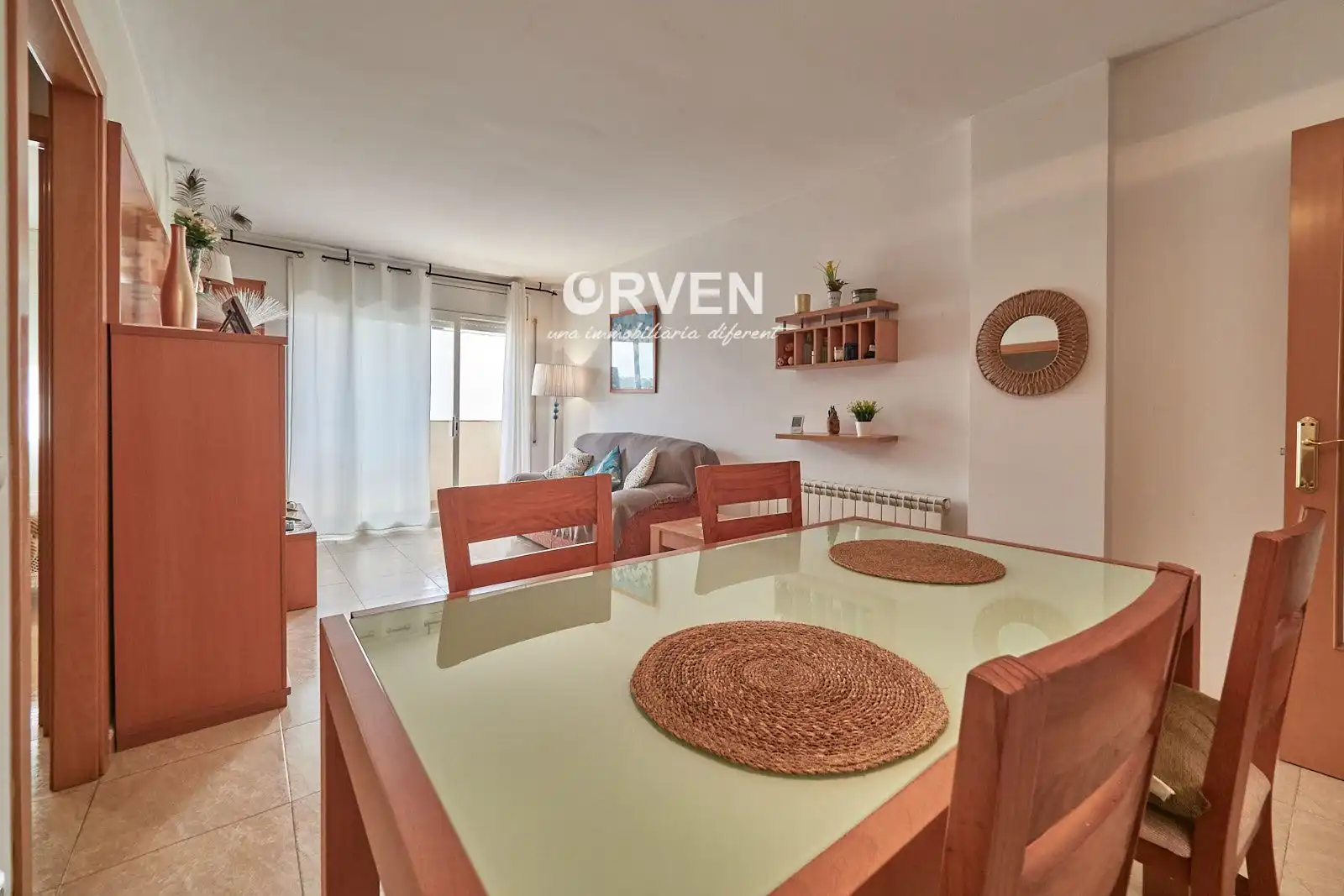 Habitación de Piso en venta en El Vendrell con Calefacción, Terraza y Amueblado