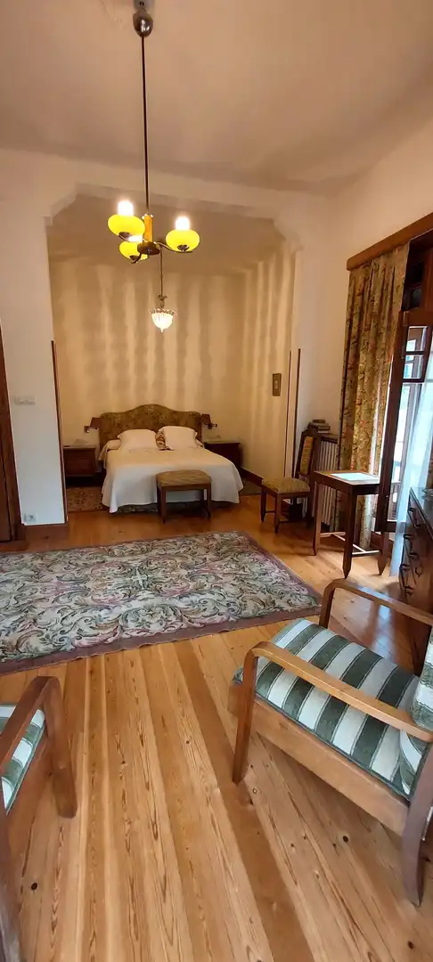 Dormitori de Finca rústica en venda en Salas amb Calefacció, Jardí privat i Parquet