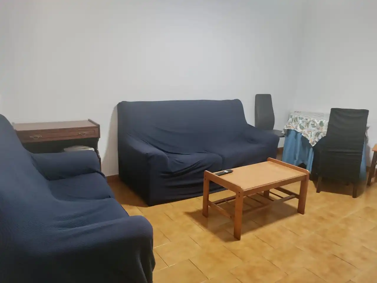 Sala de estar de Piso de alquiler en Santiago de Compostela  con Calefacción y Amueblado