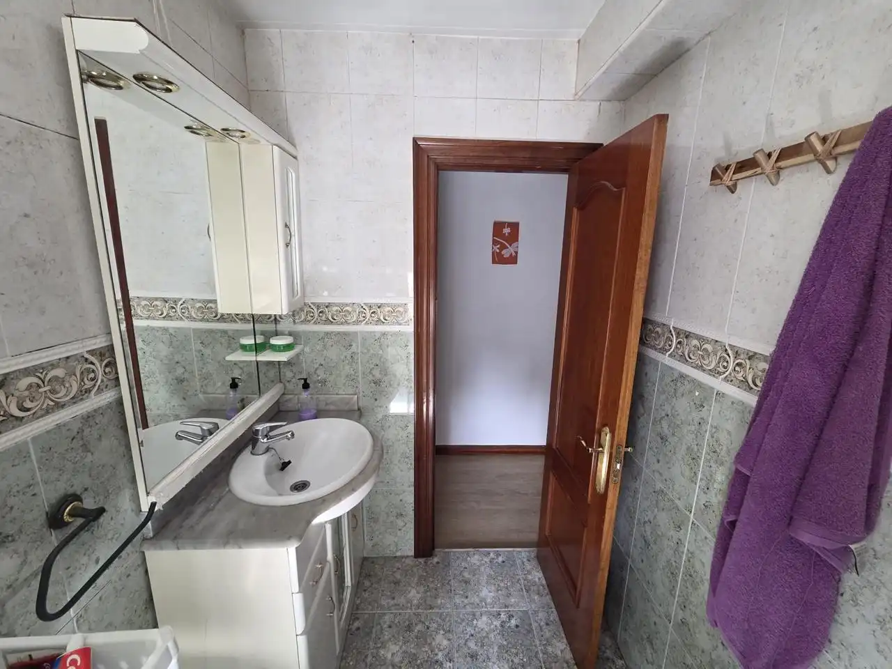 Bathroom of Flat for sale in Vitoria - Gasteiz