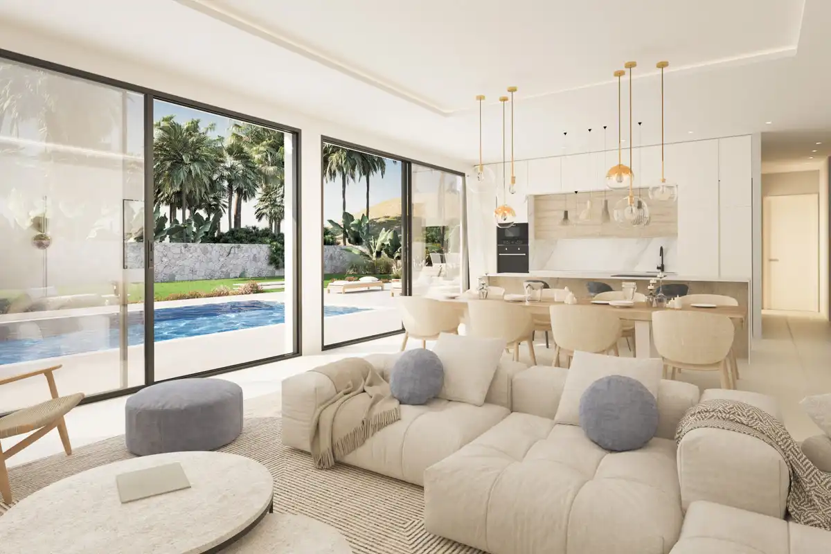 Chalet con piscina en venta en Playa Bahía Dorada, imagen 2