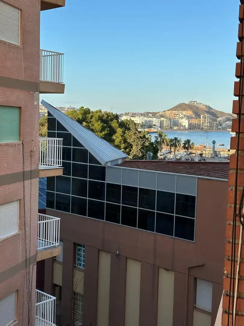 Außenansicht von Wohnungen zum Verkauf in Águilas mit Möbliert und Balkon