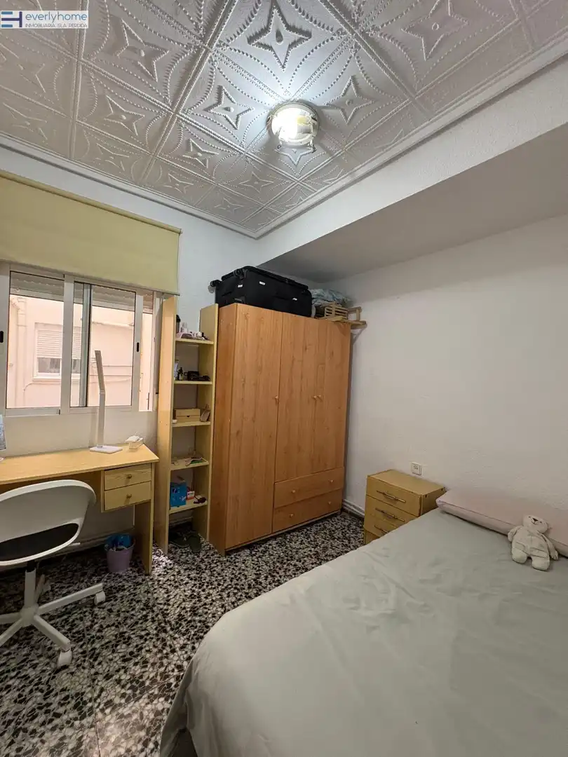 Bedroom of Flat for rent in Valencia  with Furnished and Balcony